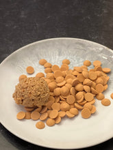 Load image into Gallery viewer, Butterscotch Oatmeal Cookie
