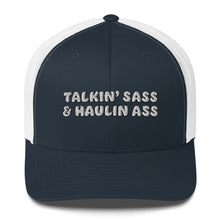 Load image into Gallery viewer, Snap Back Trucker Cap Talkin&#39; Sass
